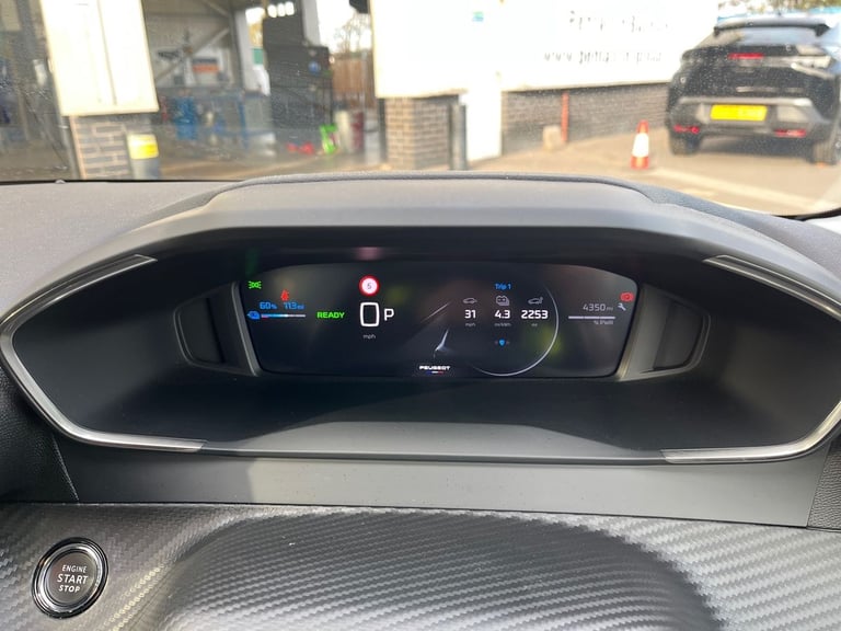  Peugeot E 208 50kwh Allure Hatchback 5dr Electric Auto 7.4kw Charger 136 Ps