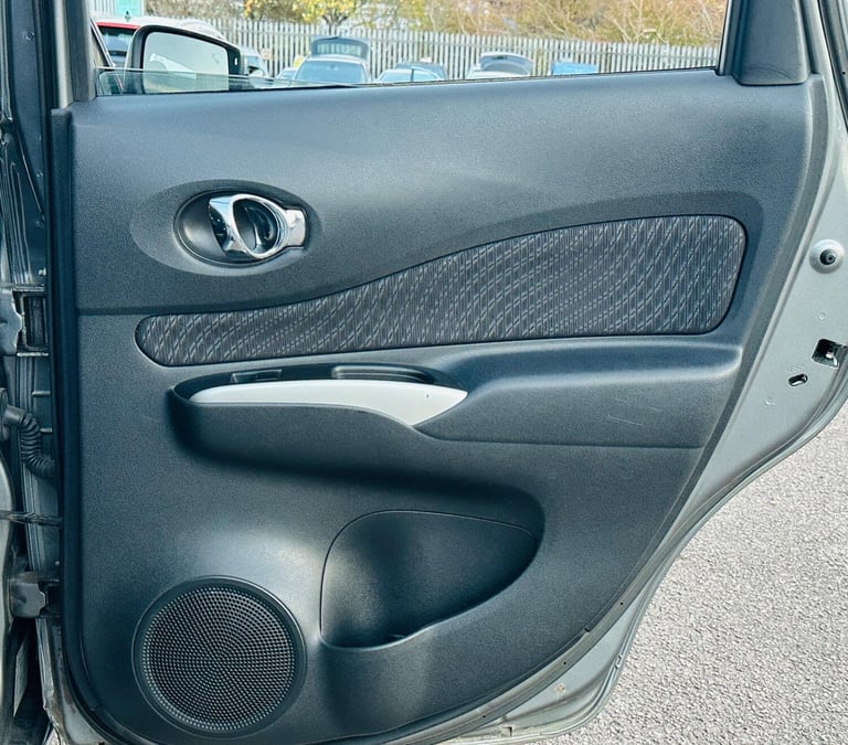 2014 Nissan Note 1.5 dCi Tekna Euro 5 (s/s) 5dr MPV Diesel Manual