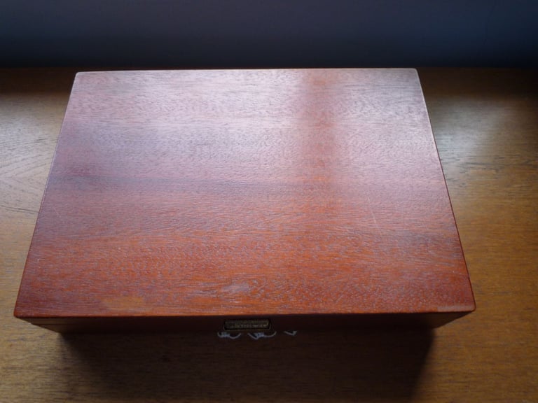 wooden box for 175 slides