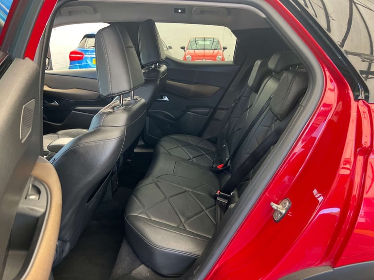 2019 DS Automobiles DS 3 Crossback 1.2 DS3 Crossback Prestige PureTech S/S Auto 5dr SUV Petrol Au...