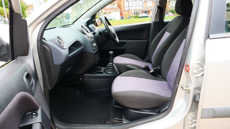 Ford, FIESTA, Hatchback, 2006, Manual, 1399 (cc), 5 doors