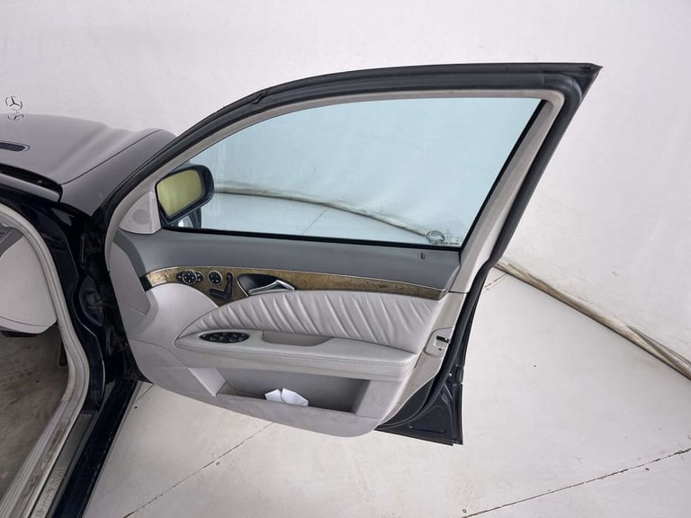 2004 Mercedes-Benz E Class 3.2 E320 CDI Avantgarde Estate 5dr Diesel Automatic (194 g/km, 204 bhp...