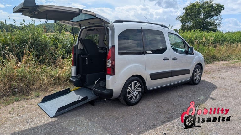 CITROEN BERLINGO 1.6 e-HDi XTR Driver Transfer &amp;/or Up Front Wheelchair Access