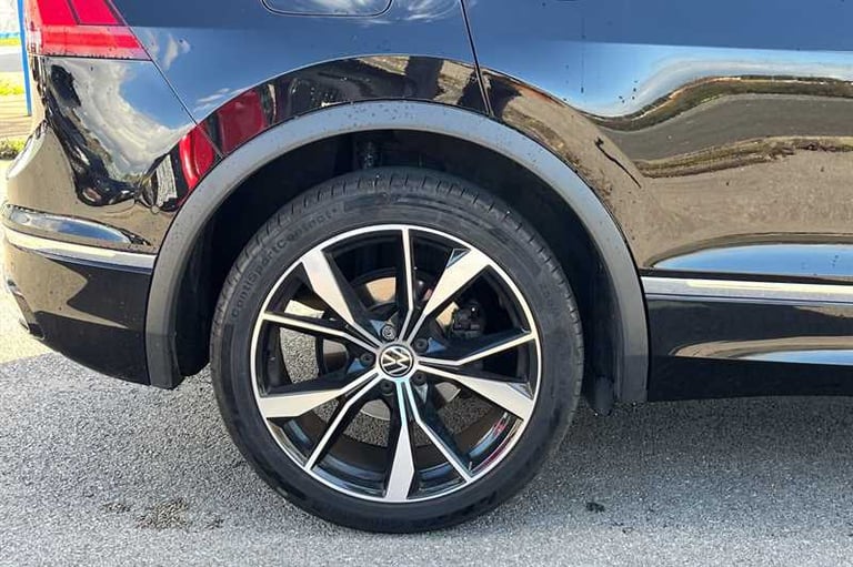 2024 Volkswagen Tiguan 1.5 TSI R-Line Edition SUV 5dr Petrol DSG Euro 6 (s/s) (150 ps) SUV Petrol...
