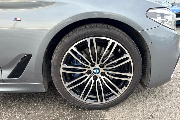 2019 BMW 5 Series 530d xDrive M Sport 5dr Auto Estate Diesel Automatic