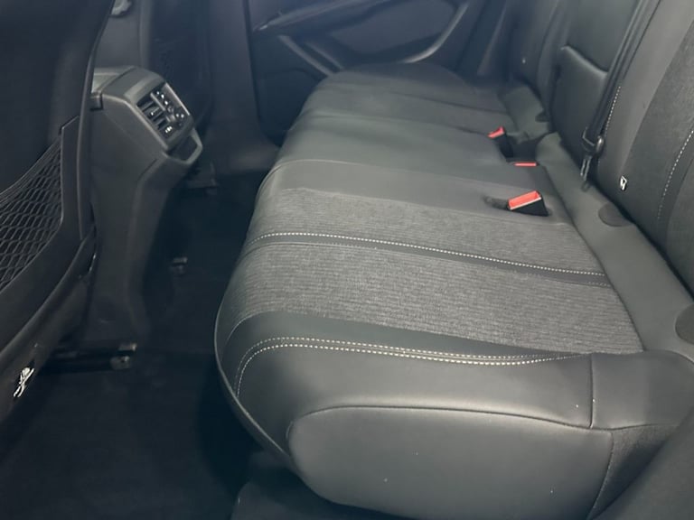 2019 Peugeot 3008 1.5 BlueHDi GT Line SUV 5dr Diesel EAT Euro 6 (s/s) (130 ps) HATCHBACK Diesel A...