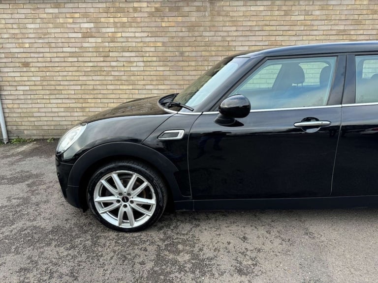 2016 MINI Clubman 2.0 Clubman Cooper D Auto 6dr Estate Diesel Automatic