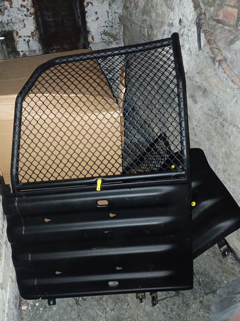 Peugeot partner Citroen berlingo Bulkhead