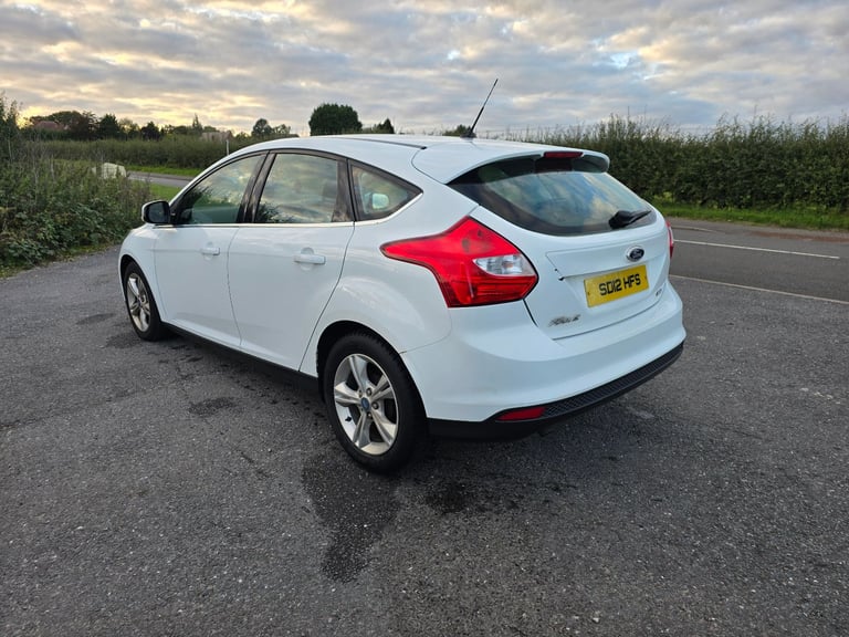 Ford, FOCUS, Hatchback, 2012, Manual, 1560 (cc),5 doors - Image 5