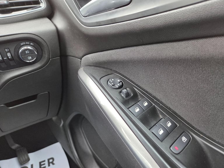 2018 Vauxhall Grandland X 1.5 Turbo D BlueInjection SE Auto Euro 6 (s/s) 5dr