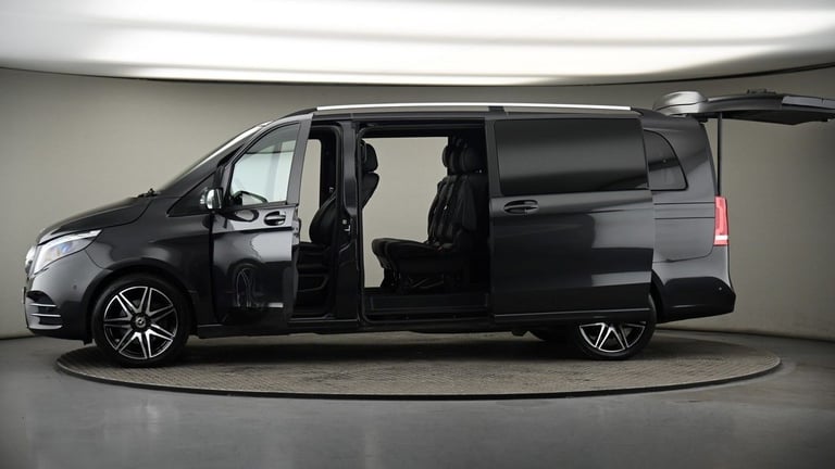 2023 Mercedes-Benz V-Class 2.0 V300d AMG Line MPV 5dr Diesel G-Tronic+ Euro 6 (s/s) XLWB (237 ps)...