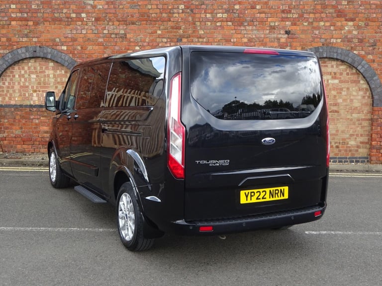 2022 Ford Tourneo Custom 2.0 320 EcoBlue MHEV Titanium L2 Euro 6 (s/s) 5dr MPV Diesel Manual