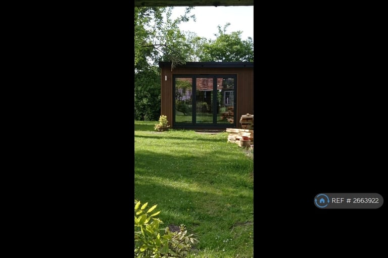 2 bedroom house in Halfway Farm Cottages, Oxford, OX44 (2 bed) (#2663922)