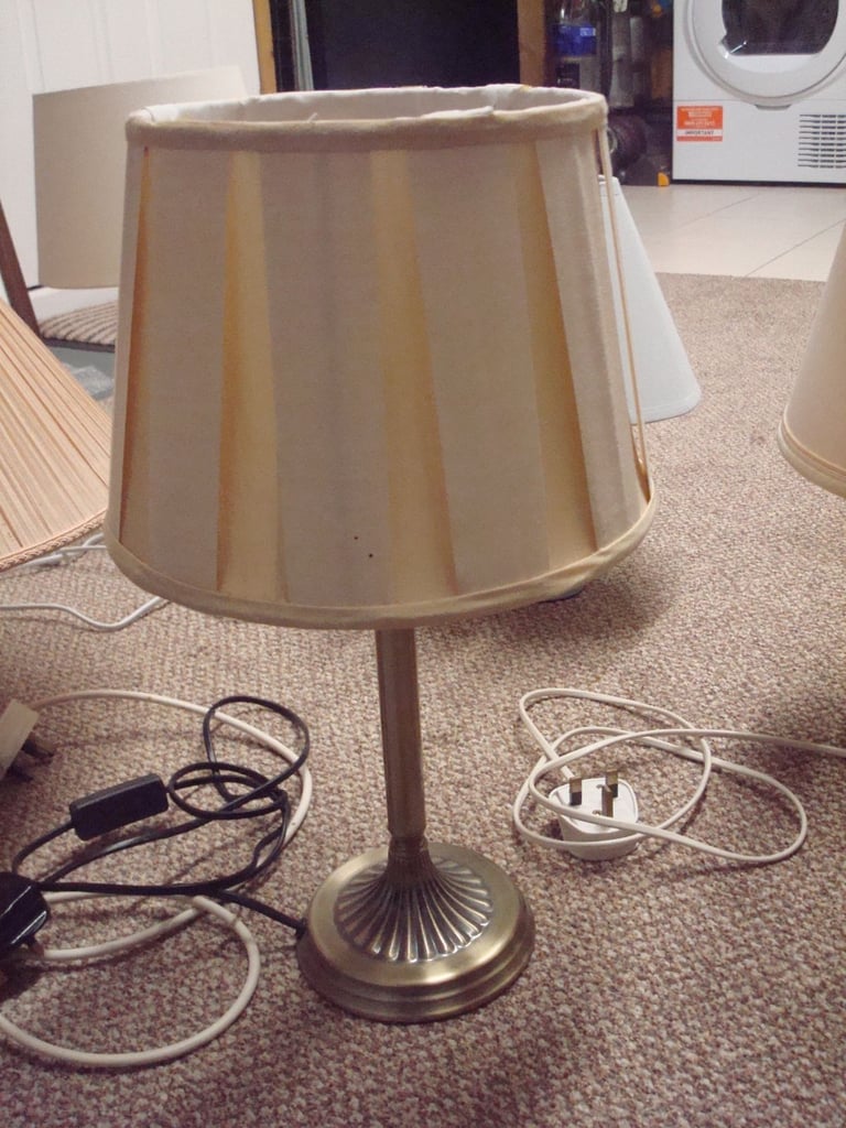 BEDSIDE LIGHTS OR SIDE LIGHTS VARIOUS STYLES