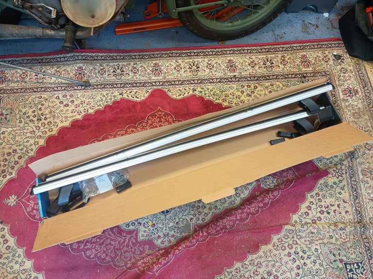 image for Roof bars VW Amarok Peugeot bipper  fiat  Citroen. Nemo 