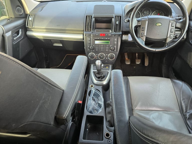 Land Rover, FREELANDER, Estate, 2010, Manual, 2179 (cc), 5 doors