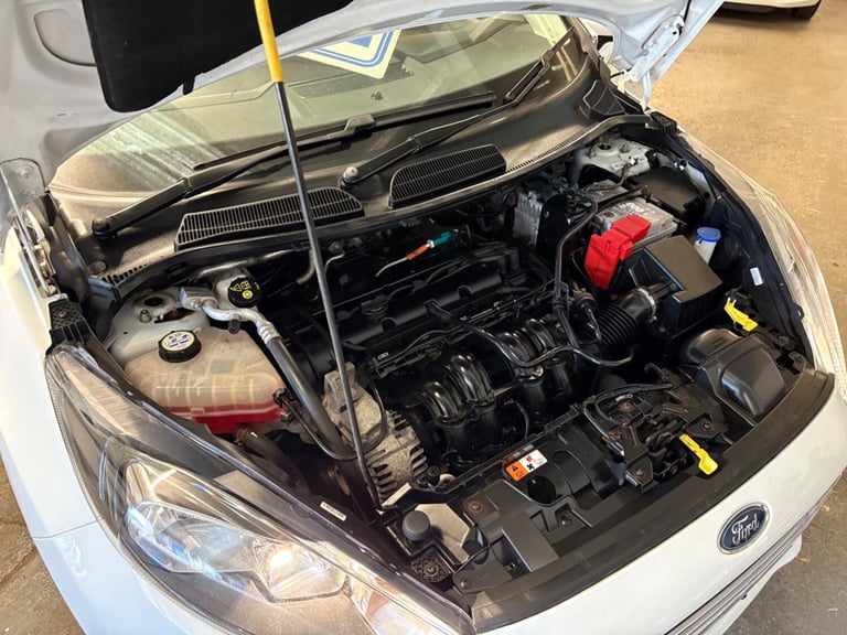 FORD FIESTA 1.25 Style 2014