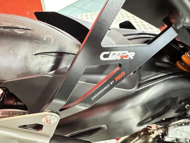 Brand new Honda CBR1000RR-R Fireblade SP BSB Edition