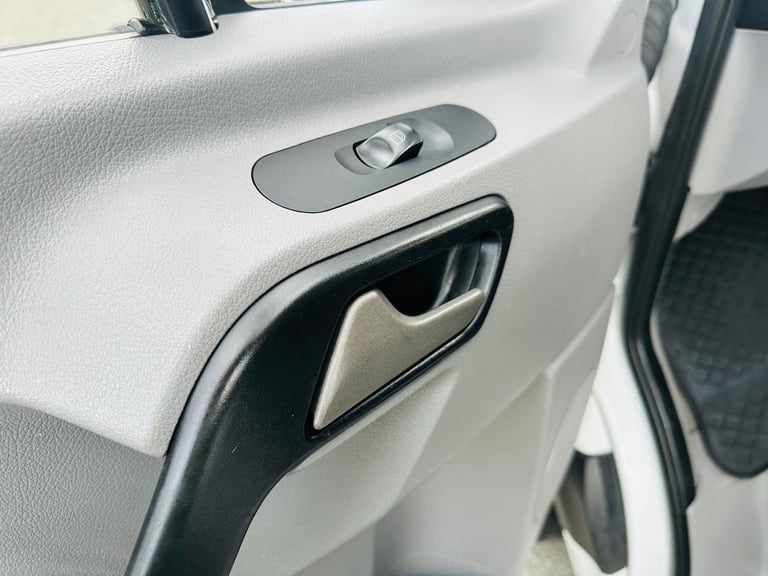 2016 Mercedes-Benz Sprinter 3.5t BlueEFFICIENCY Van PANEL VAN Diesel Manual