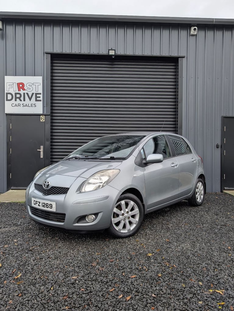 2011 Toyota Yaris 1.3 T-Spirit Nav 5dr