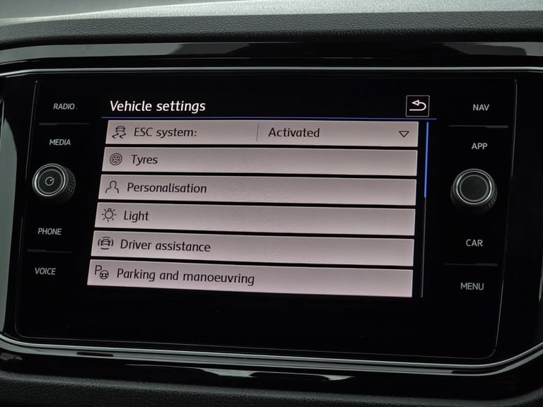 2019 Volkswagen T-Roc 2.0 TSI R SUV 5dr Petrol DSG 4Motion Euro 6 (s/s) (300 ps) HATCHBACK Petrol...