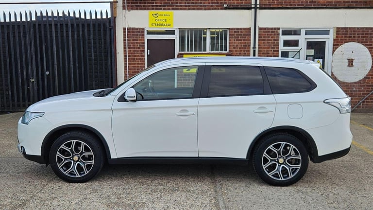 2014 Mitsubishi Outlander 2.2 DI-D GX3 4WD Euro 5 (s/s) 5dr ESTATE Diesel Manual