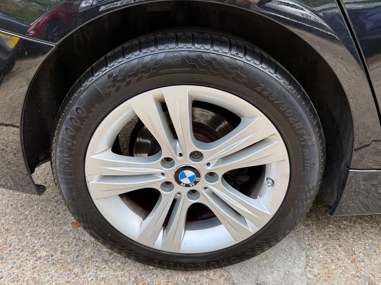 2015 BMW 3 Series 1.5 318i Sport Saloon 4dr Petrol Manual Euro 6 (s/s) (136 ps) SALOON Petrol Manual