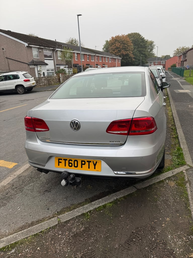 Volkswagen, PASSAT, Saloon, 2011, Semi-Auto, 1968 (cc), 4 doors