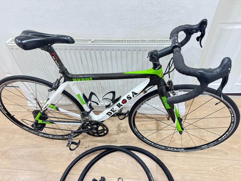 Full carbon De Rosa avant bike in very good condition all fully working 