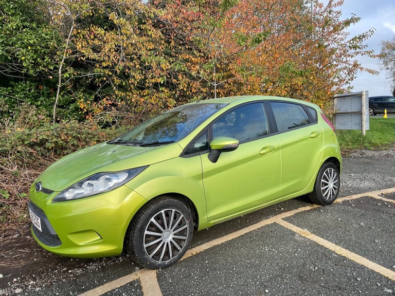 FORD FIESTA 1.4 STYLE+ 59 REG GREEN 5 DOOR 12 MONTHS MOT TAX £195 LOW INSURANCE 48+MPG