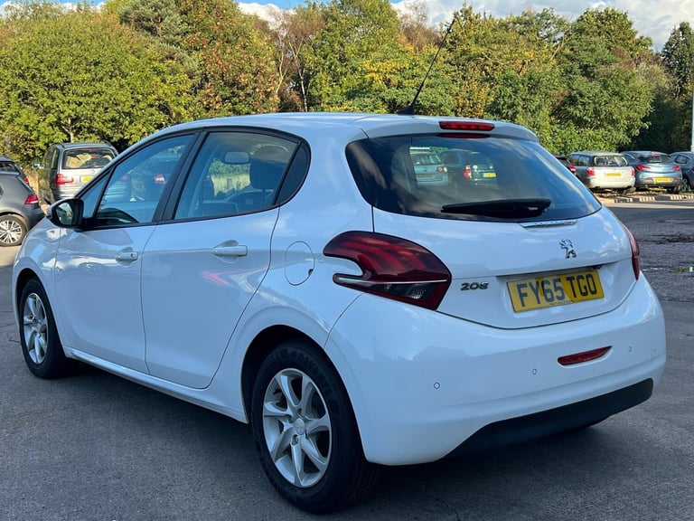 2015 Peugeot 208 1.2 PureTech 82 Active 5dr HATCHBACK Petrol Manual