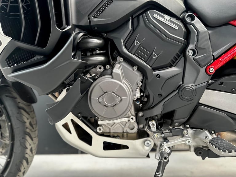 2024/24 Ducati Multistrada V4 Rally Radar One Owner Motorcycle 