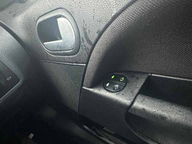 Ford Fiesta 1.4 Zetec Climate 5dr Petrol Manual - Image 13