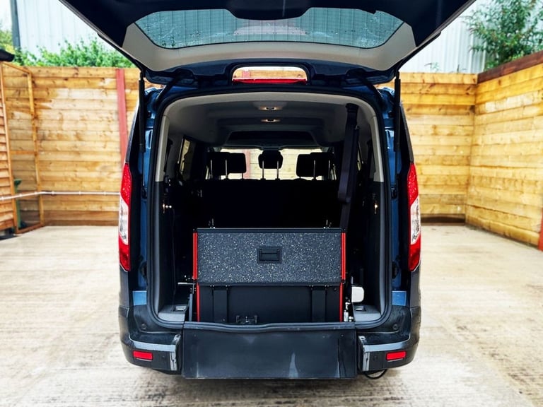 2019 Ford Grand Tourneo Connect 1.5 EcoBlue Zetec 5dr Powershift MPV DIESEL Automatic