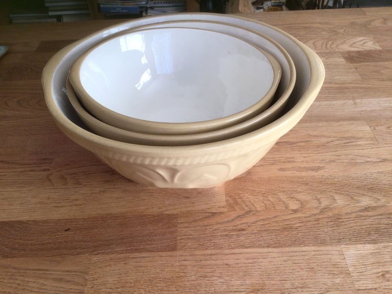 image for 3 TG Green Mixing Bowls.