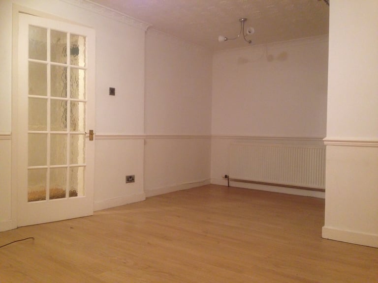 2 BED FLAT TO-LET, EDINBURGH