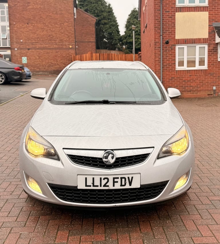 2012 (12) VAUXHALL ASTRA 1.7 CDTI SRI 16V ESTATE MANUAL 