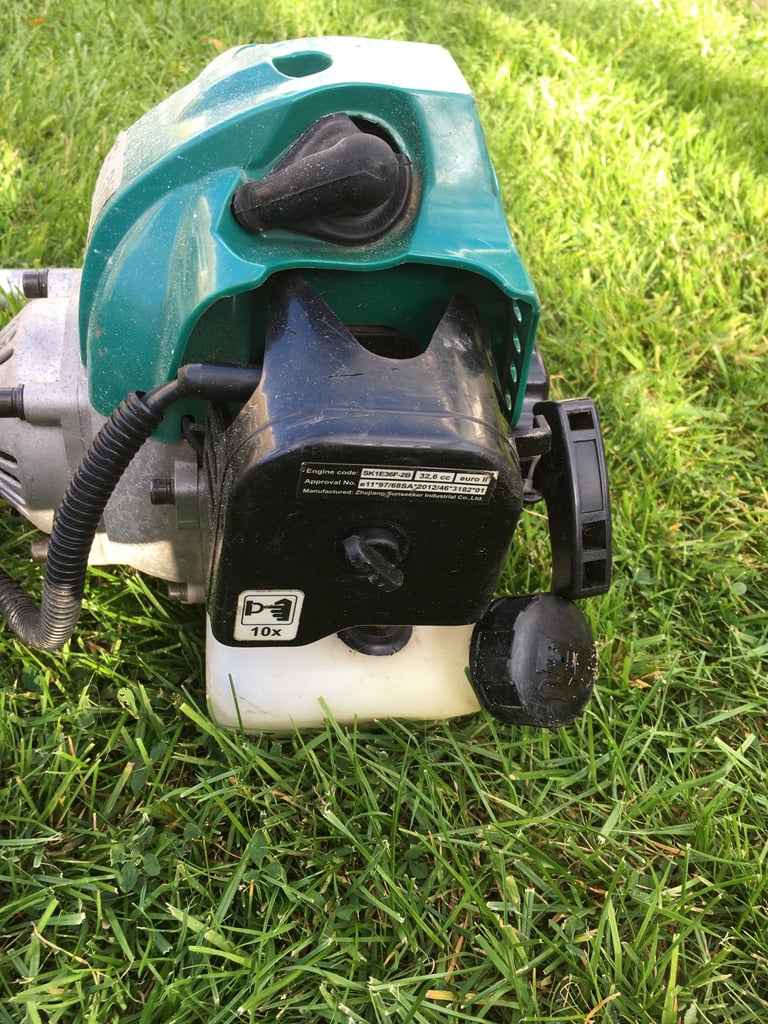 3 in 1 petrol strimmer and hedge trimmer