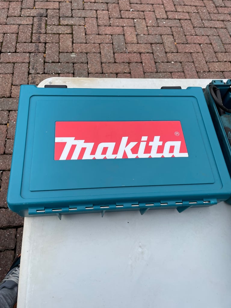 Makita diamond core hammer drill