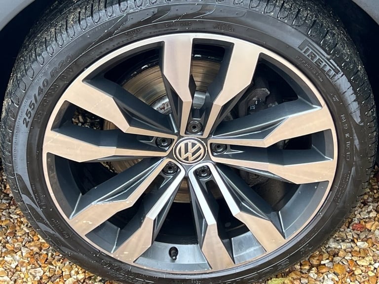 2020 Volkswagen Tiguan 2.0 TSI R-Line Tech SUV 5dr Petrol DSG 4Motion Euro 6 (s/s) (190 ps) ESTAT...