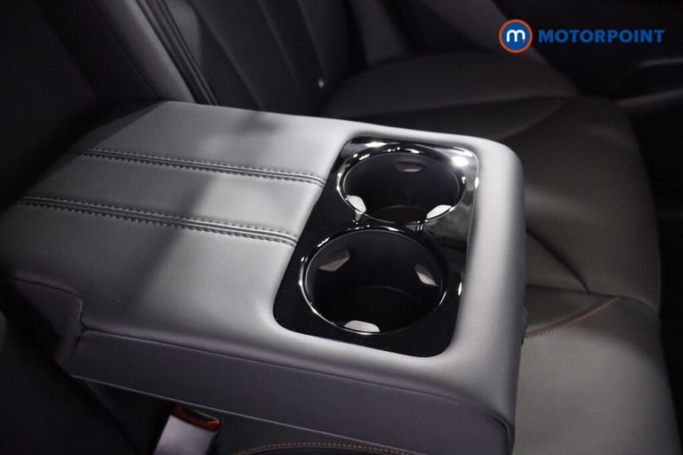 2025 MG MG HS 1.5 T-GDI Trophy 5dr DCT ESTATE PETROL Automatic