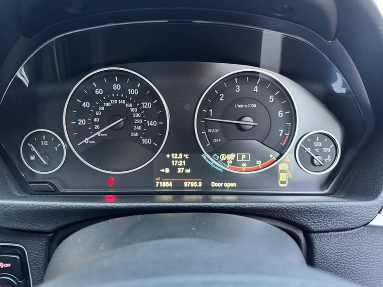 2014 BMW 4 Series 435i Luxury 2dr Auto COUPE Petrol Automatic