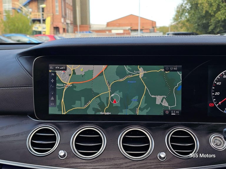  Mercedes-Benz E Class 2.0 E220d AMG Line (Premium) G-Tronic+ Euro 6 (s/s) 4dr Diesel Automatic