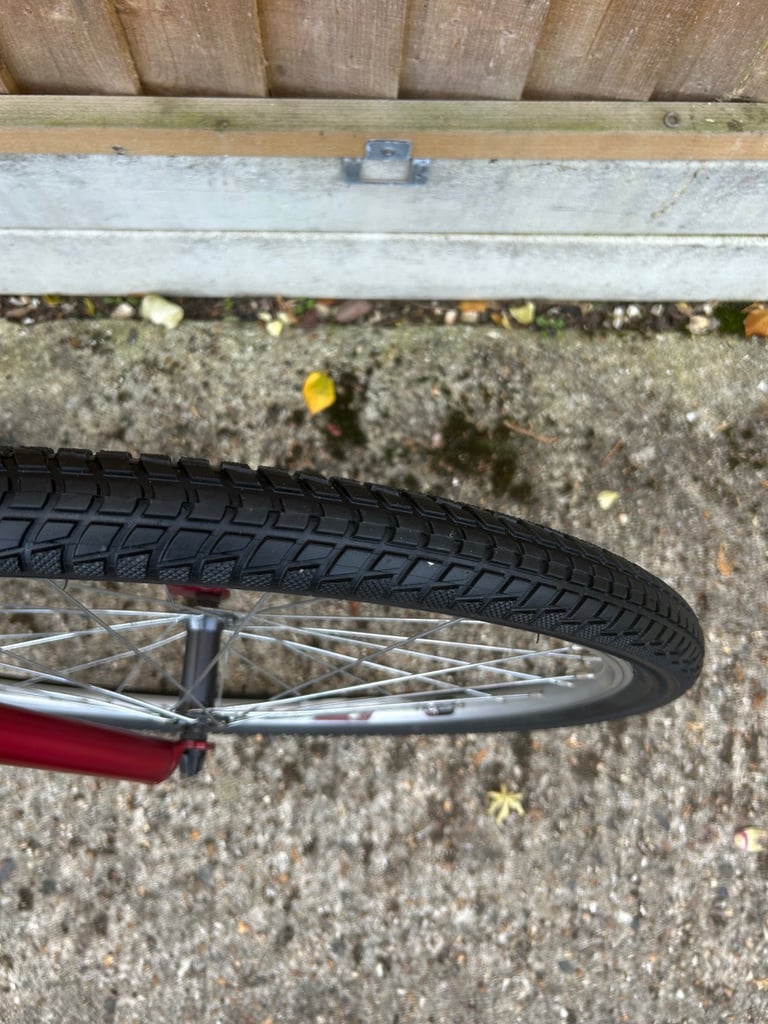 Carrera Subway 13 Ltd Bike 18” frame. Serviced 