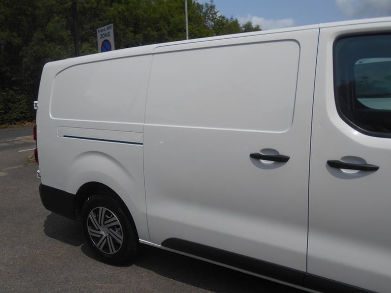 Vauxhall Vivaro 2022 L2H1 F3100 DYNAMIC S/S NO VAT