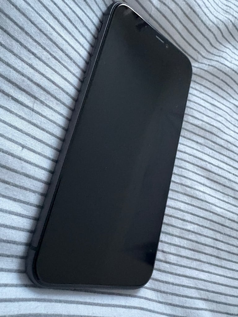 iPhone 11 - 64GB
