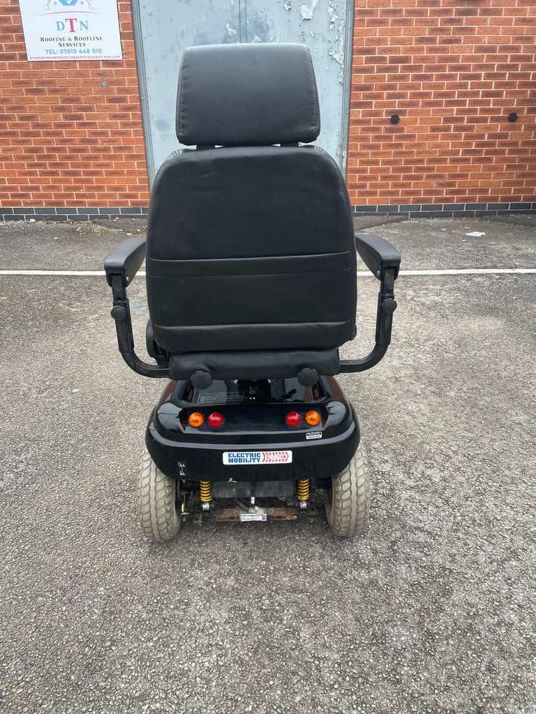 Rascal 850 8mph mobility scooter 