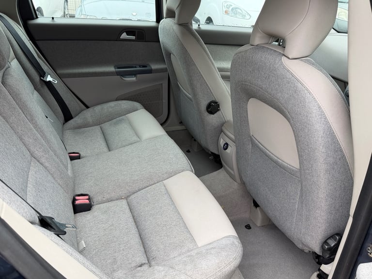 2007 Volvo V50 1.6D S 5dr ESTATE Diesel Manual
