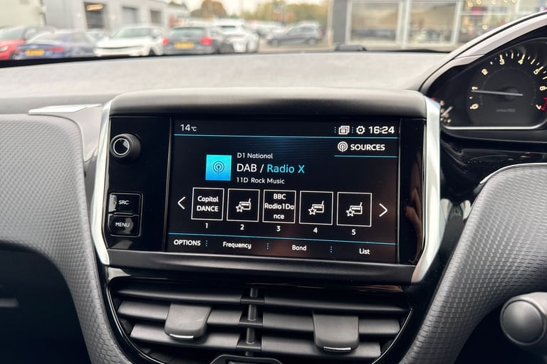 2019 Peugeot 208 1.2 PureTech 82 Tech Edition 5dr [Start Stop] HATCHBACK PETROL Manual