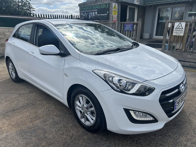image for HYUNDAI I30 1.6 CRDi Blue Drive SE 2016